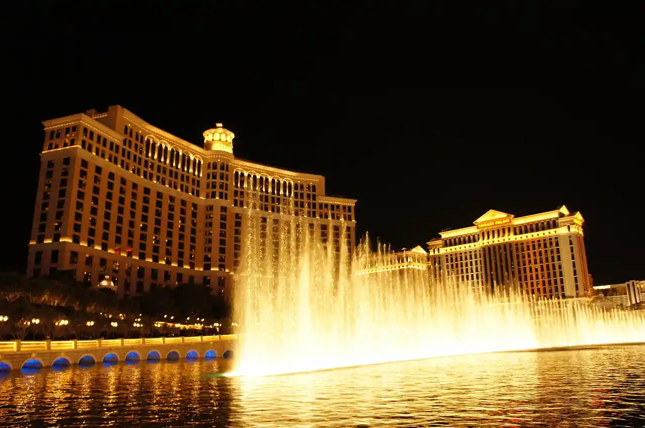 bellagio-780362_1280.webp