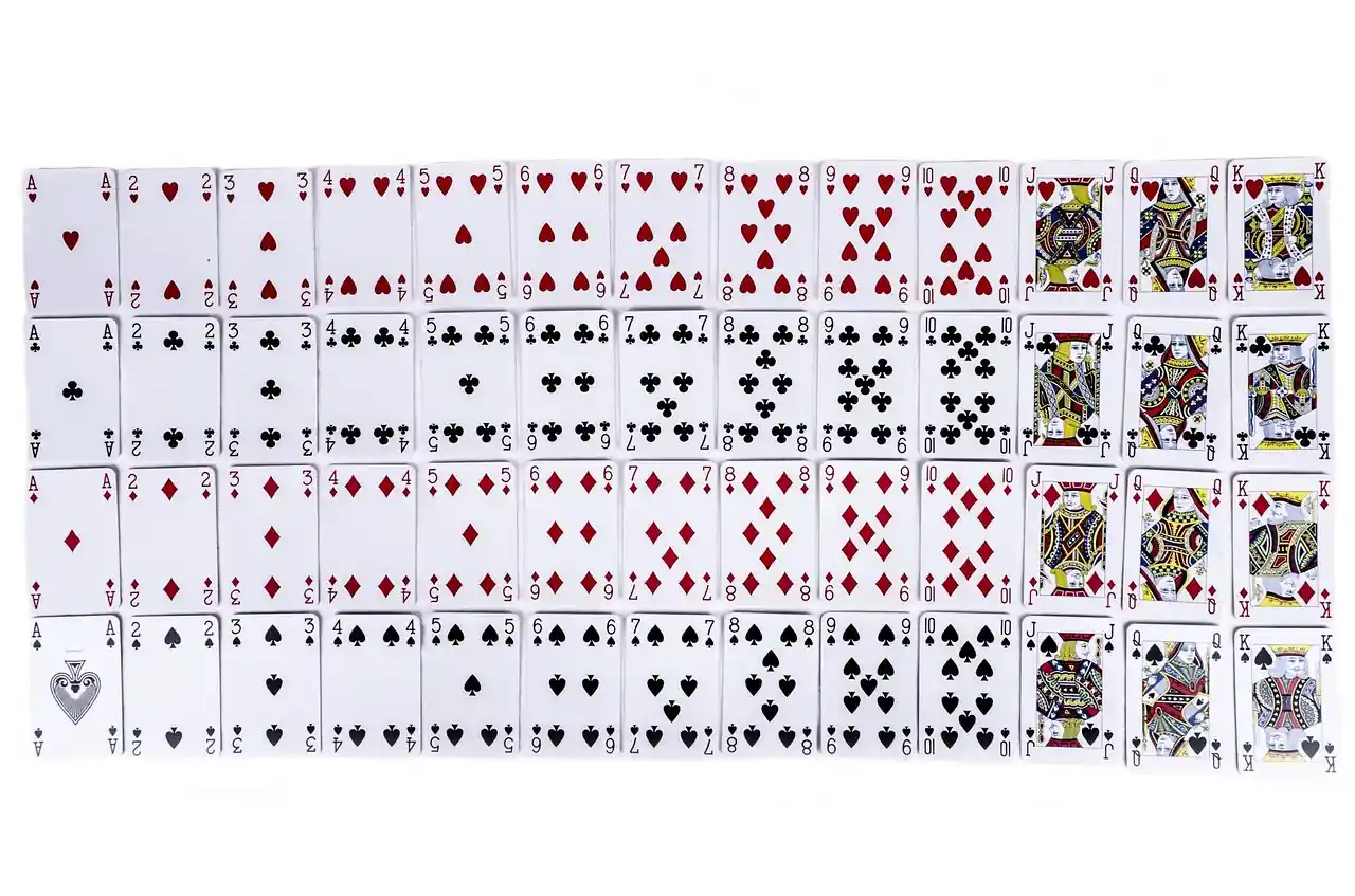 cards-315020_1280.webp