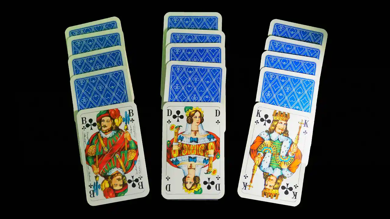 cards-4322700_1280.webp